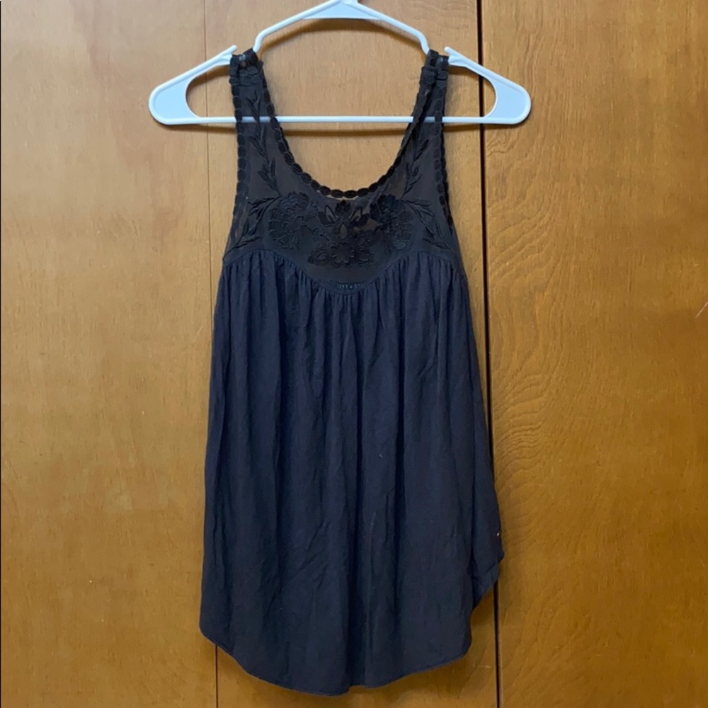American Eagle Flowy Tank
